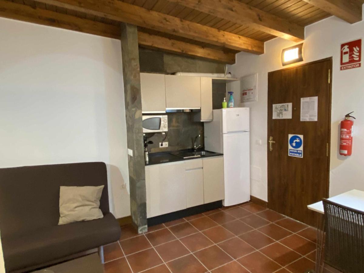 Estudio con jardincito privado barbacoa y piscina compartida para parejas Cádiz Exterior foto