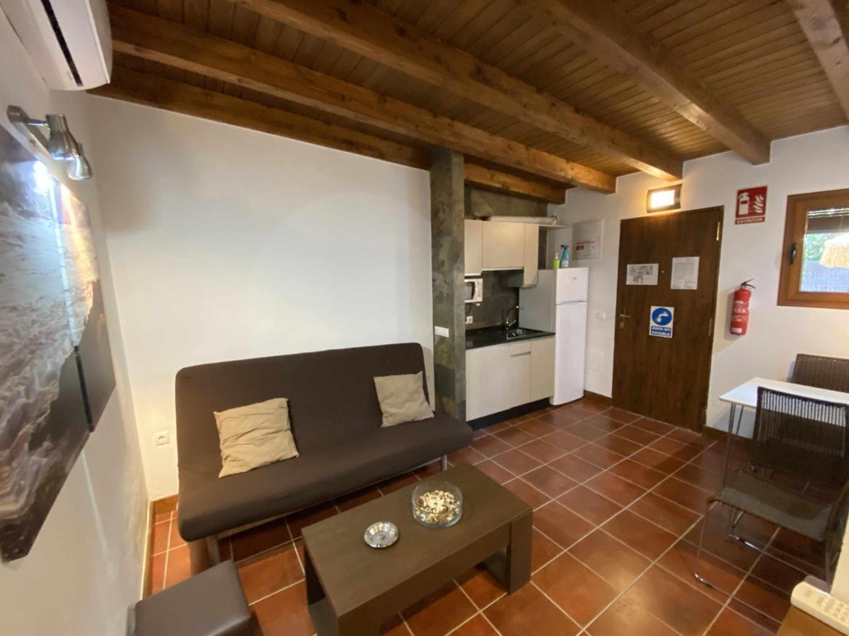 Estudio con jardincito privado barbacoa y piscina compartida para parejas Cádiz Exterior foto