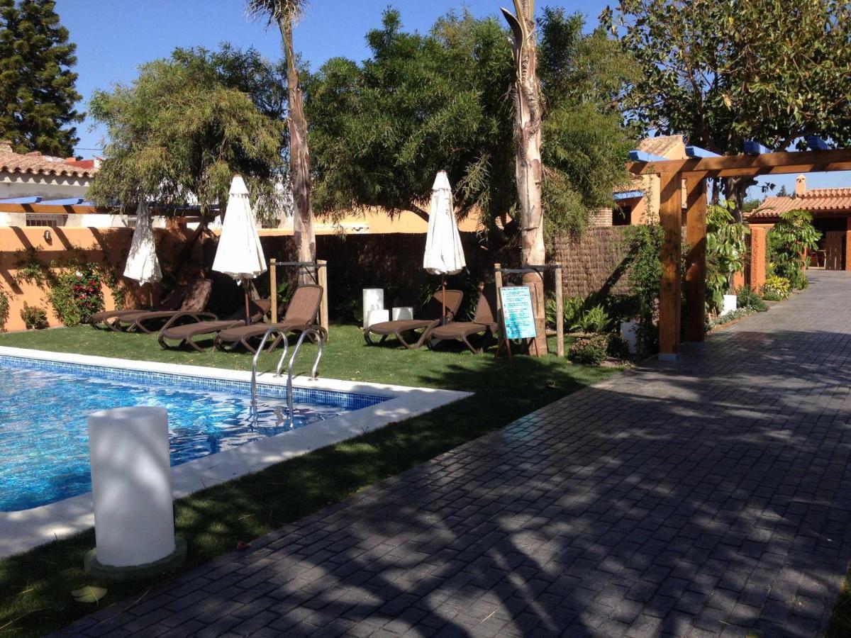 Estudio con jardincito privado barbacoa y piscina compartida para parejas Cádiz Exterior foto